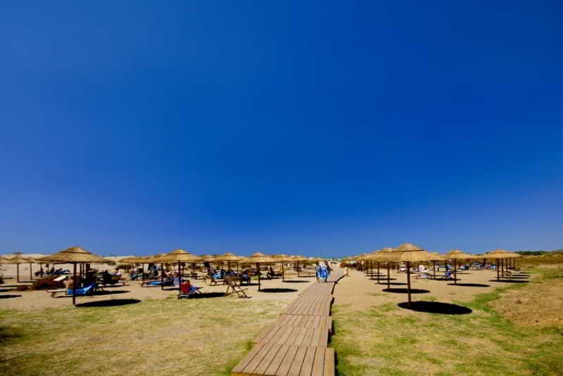 Sikania Eco Resort