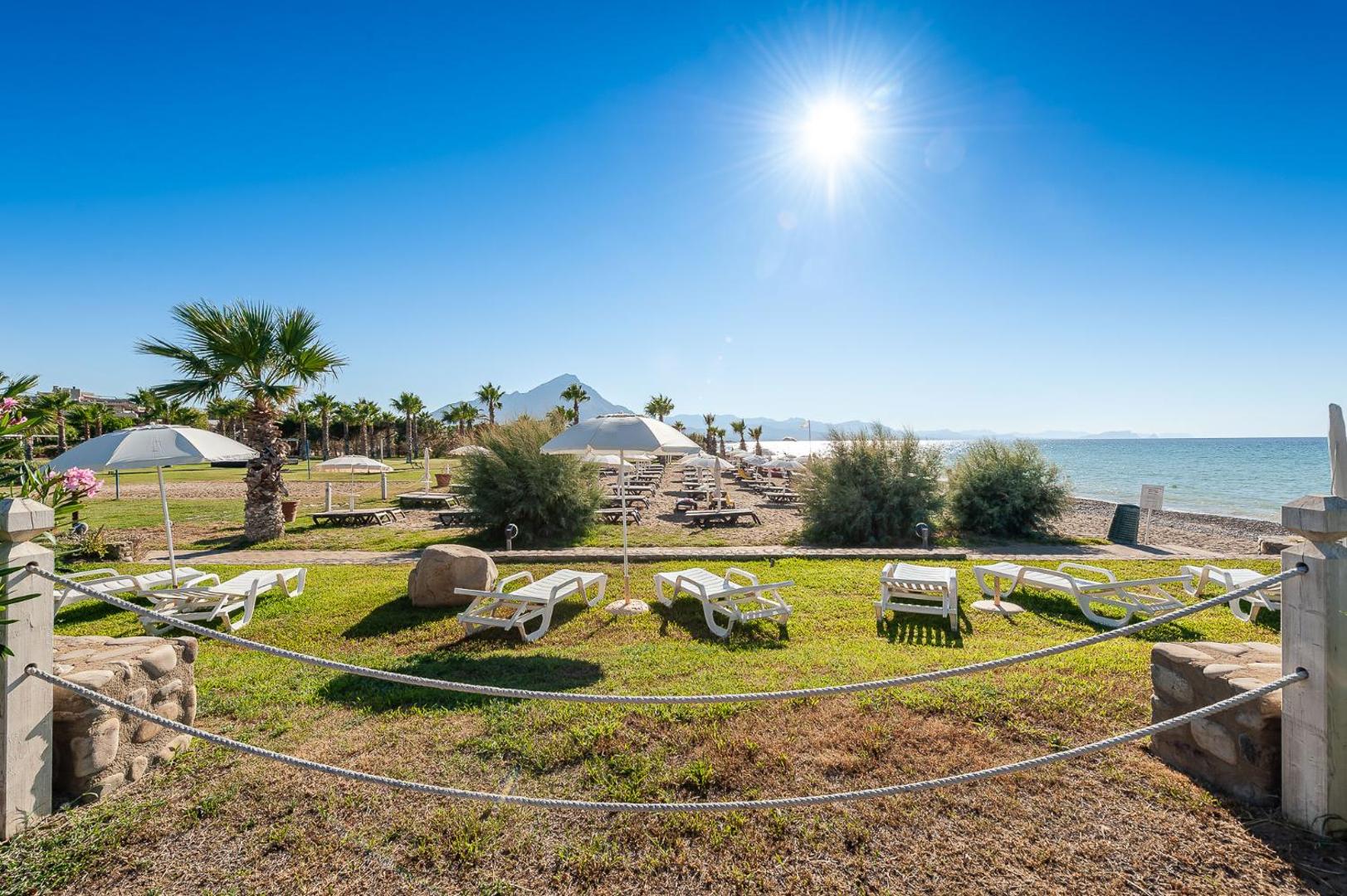 Acacia Resort