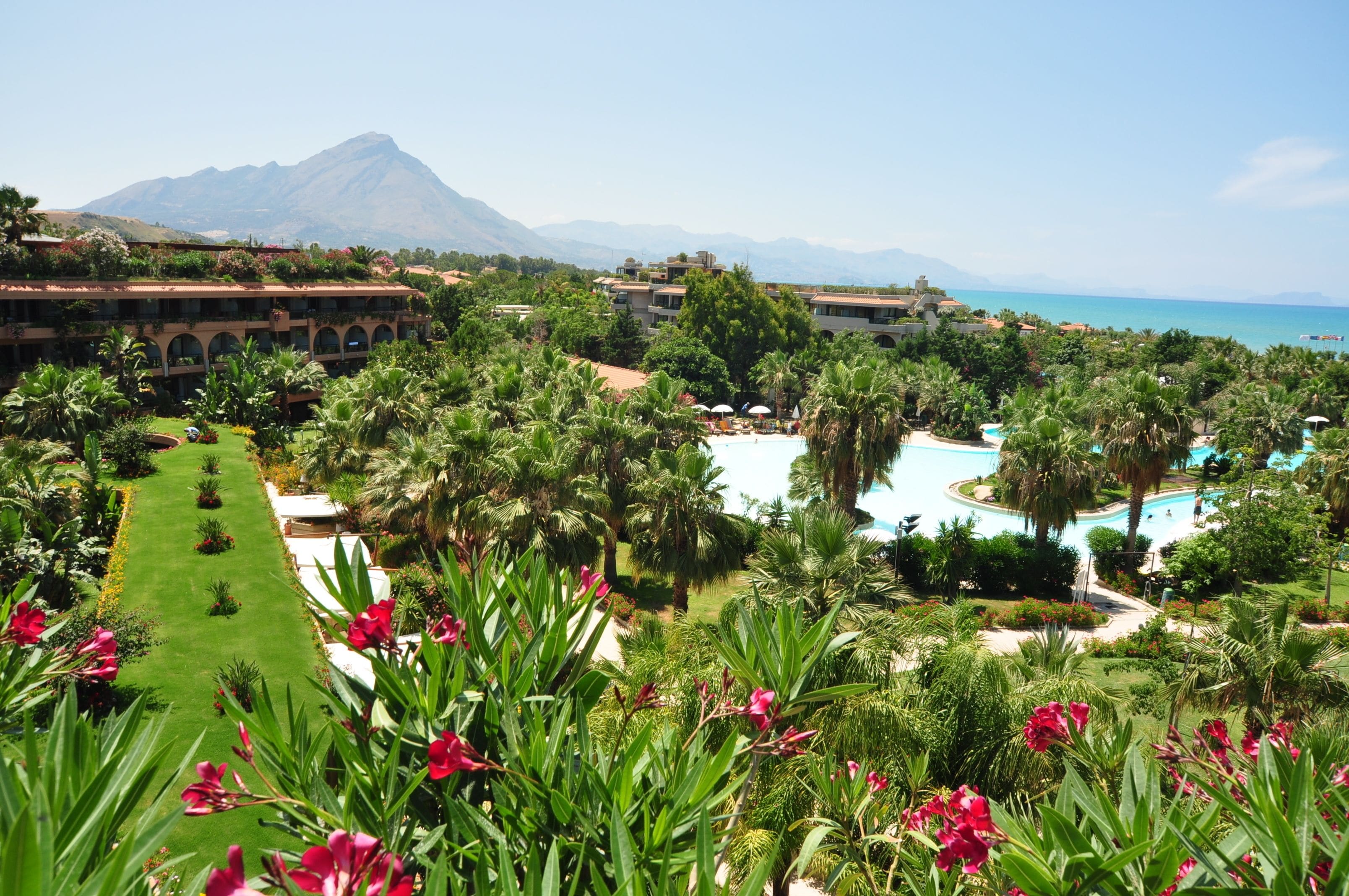 Acacia Resort
