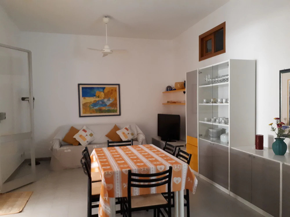 Tania Apartments
