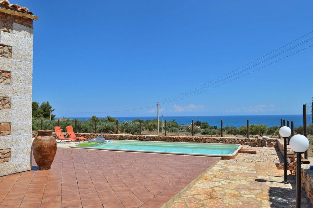 Villa Calabianca