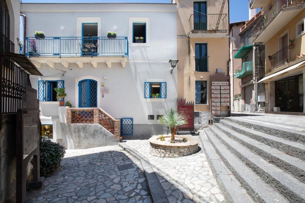 Casa Blandano