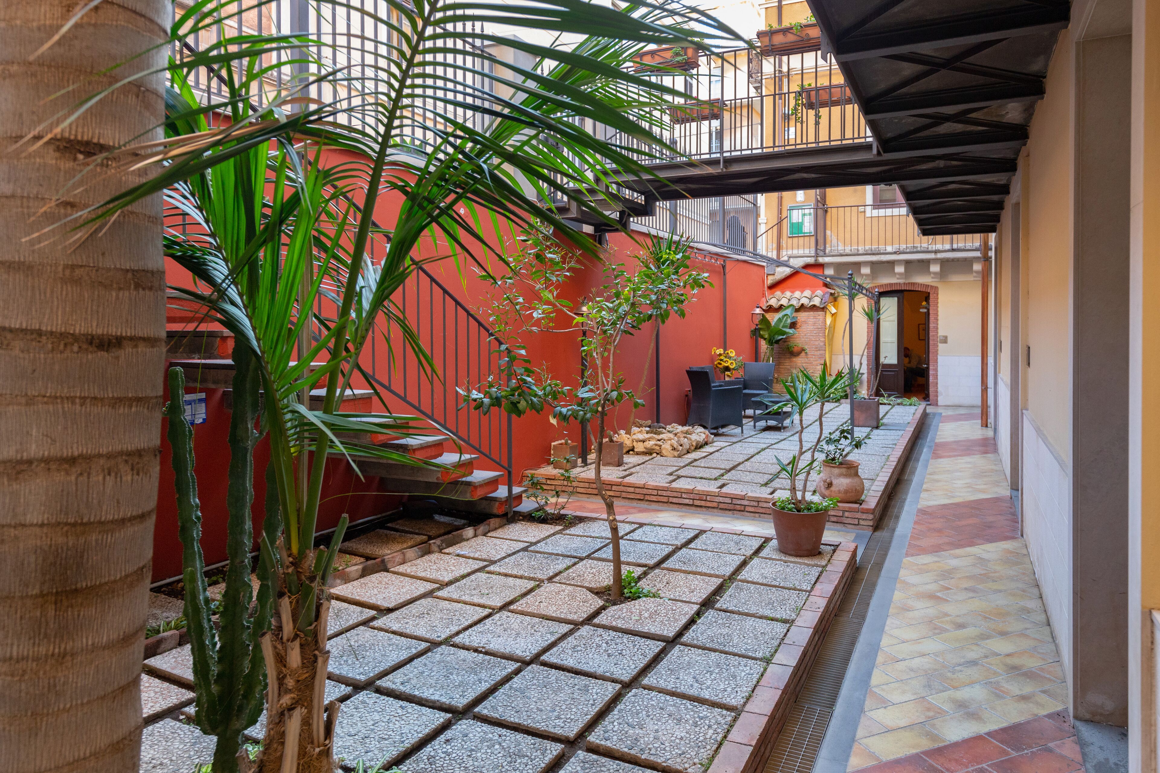 Dimora Degli Artisti Apartments