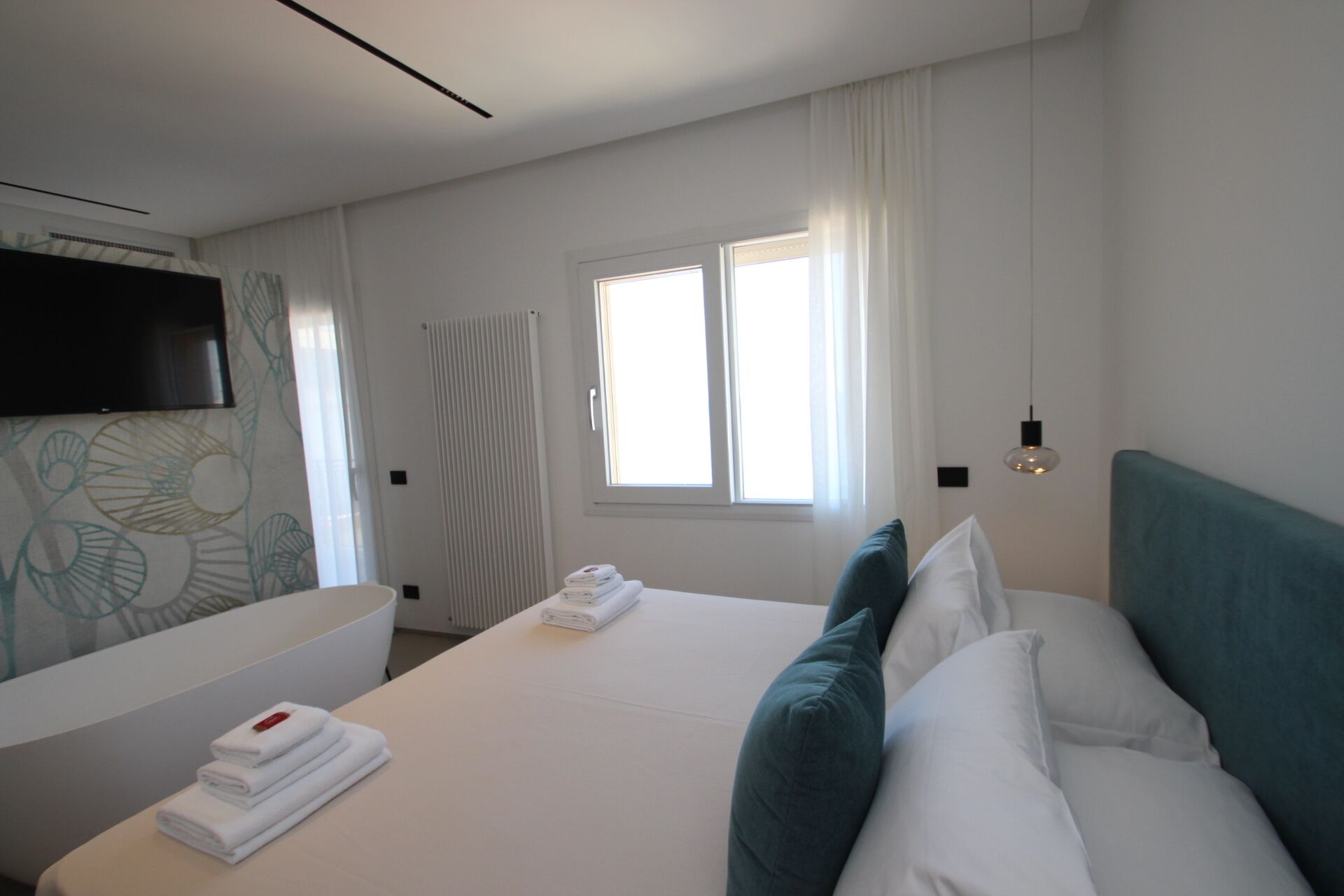 B&B Le Suites Di Costanza
