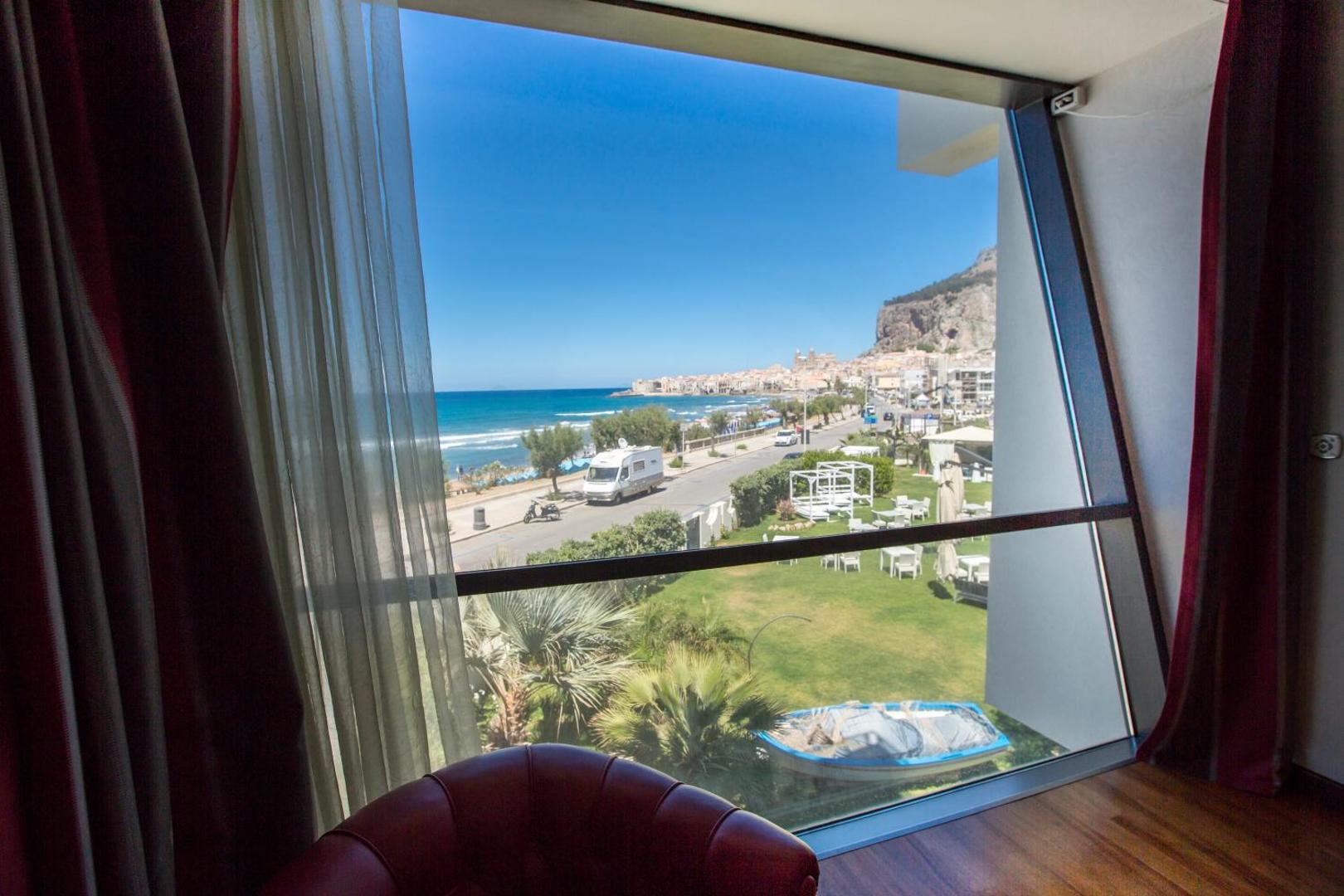 Cefalu Sea Palace