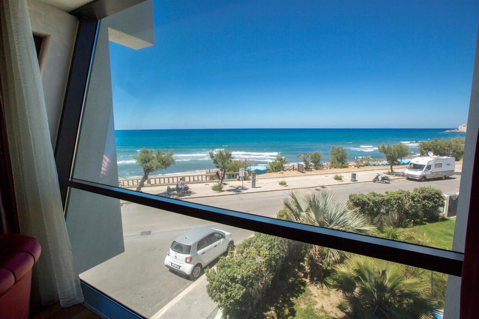 Cefalu Sea Palace