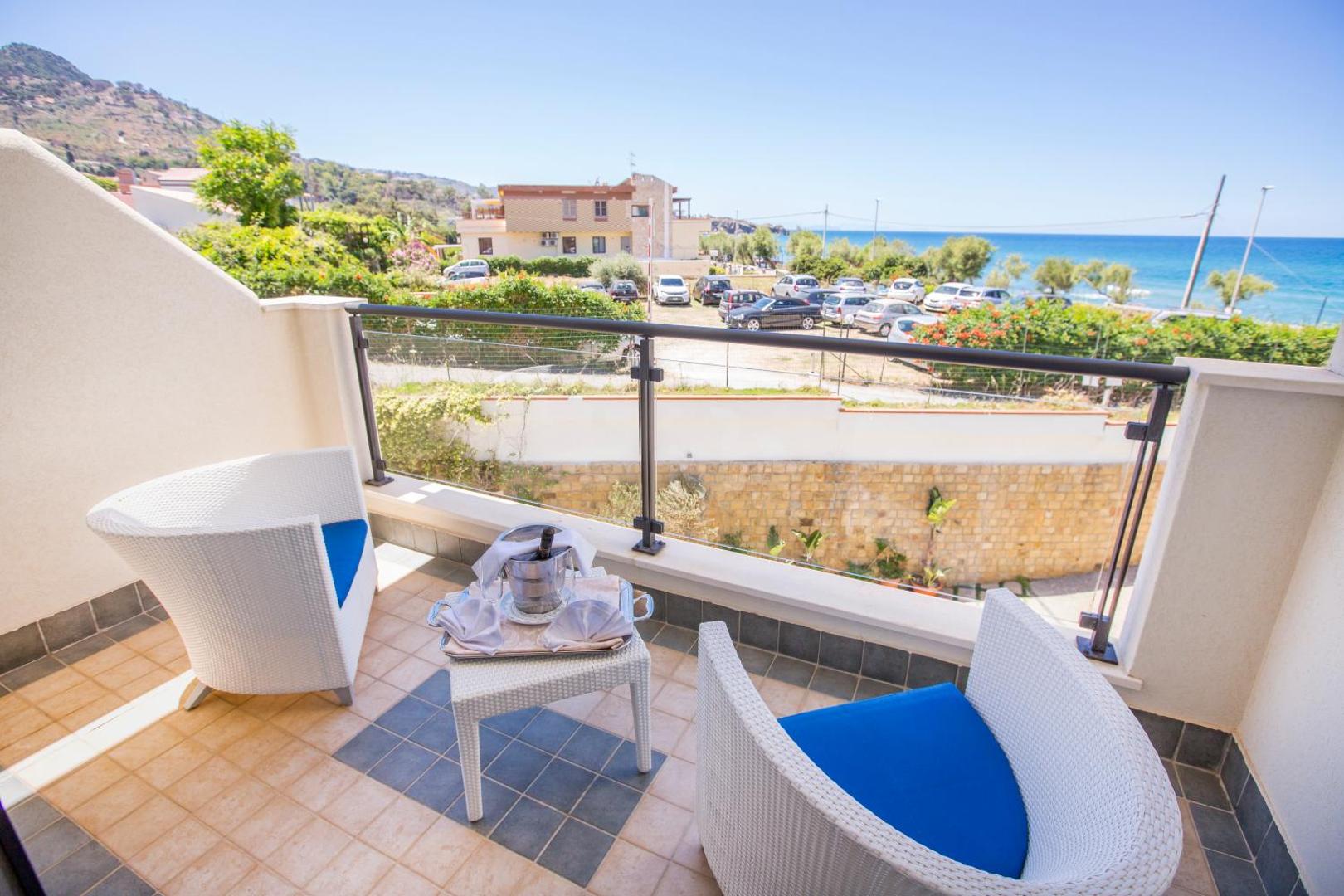 Cefalu Sea Palace