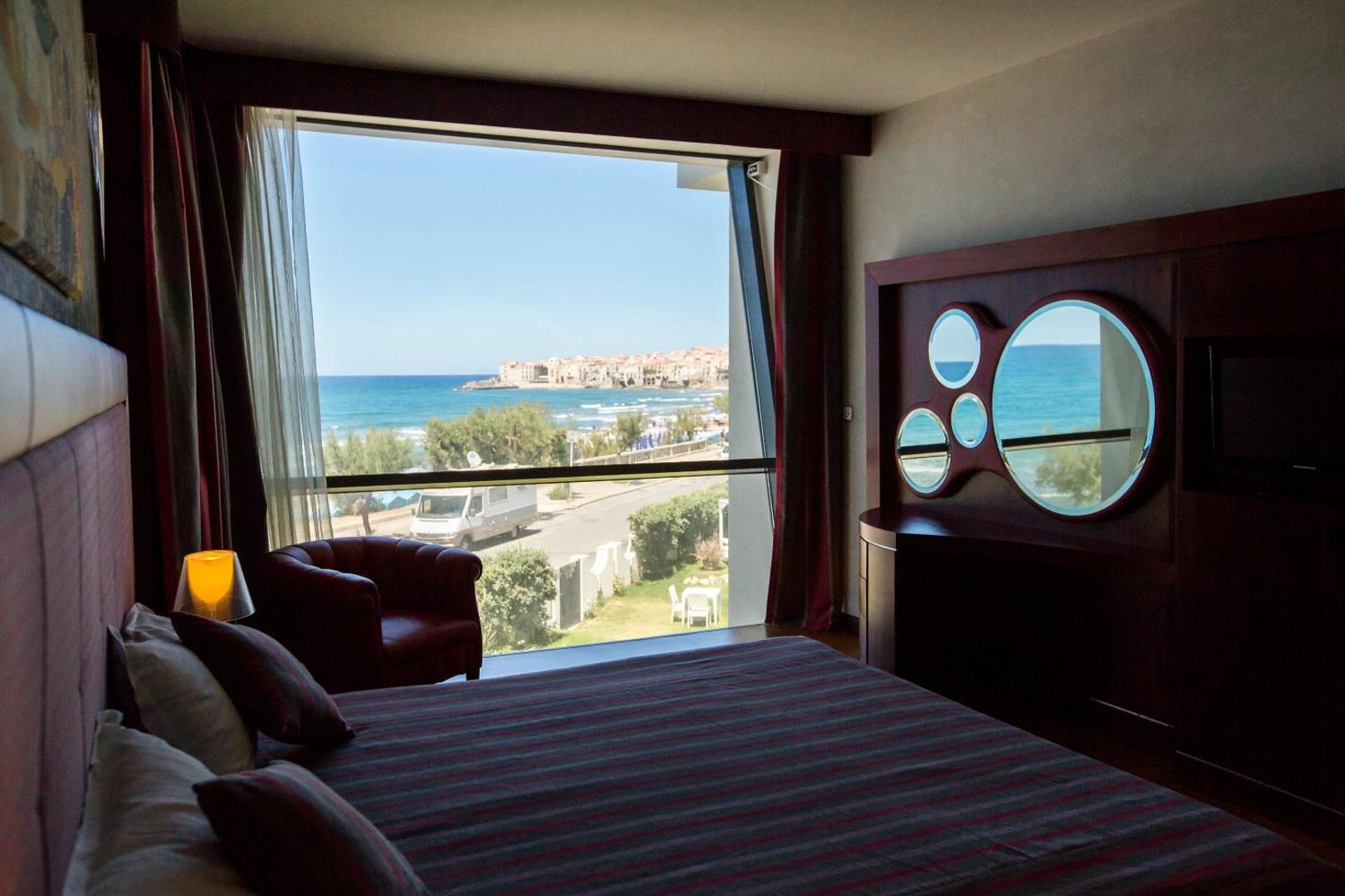 Cefalu Sea Palace