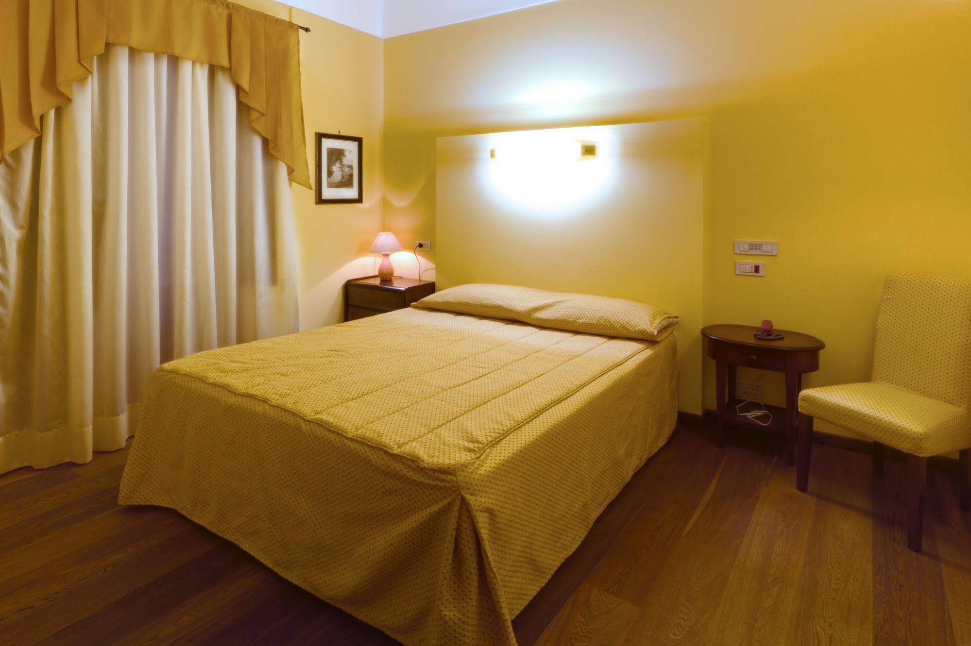 La Plumeria Hotel