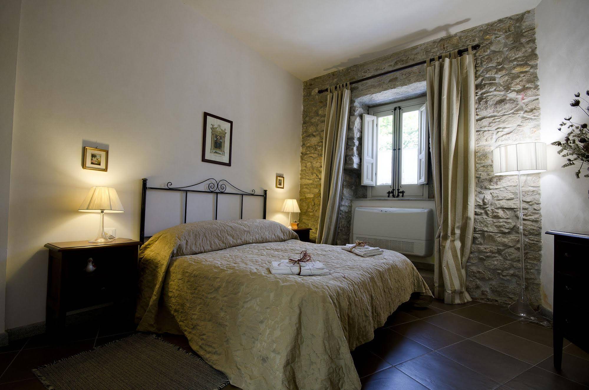 Erice Pietre Antiche