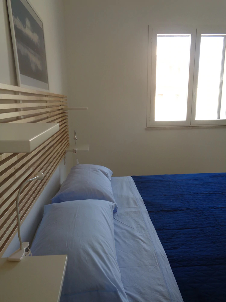 Eryx Apartments