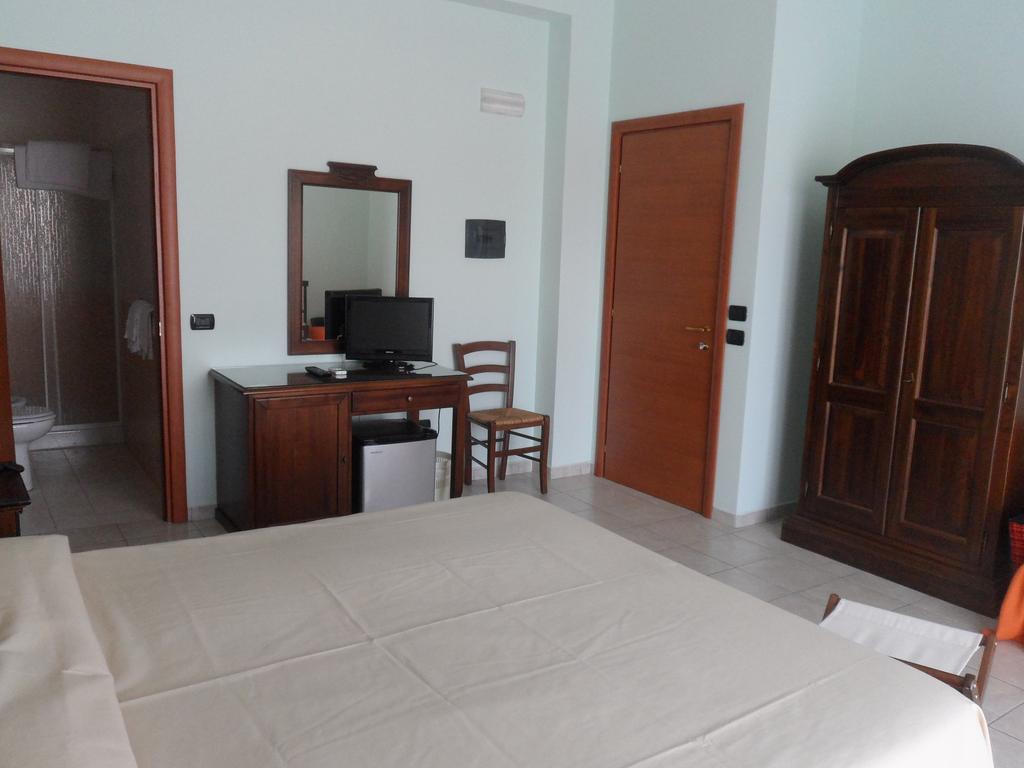 Fiumefreddo Hotel