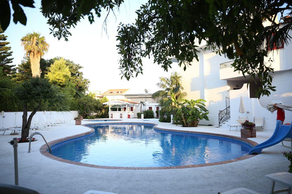Assinos Palace