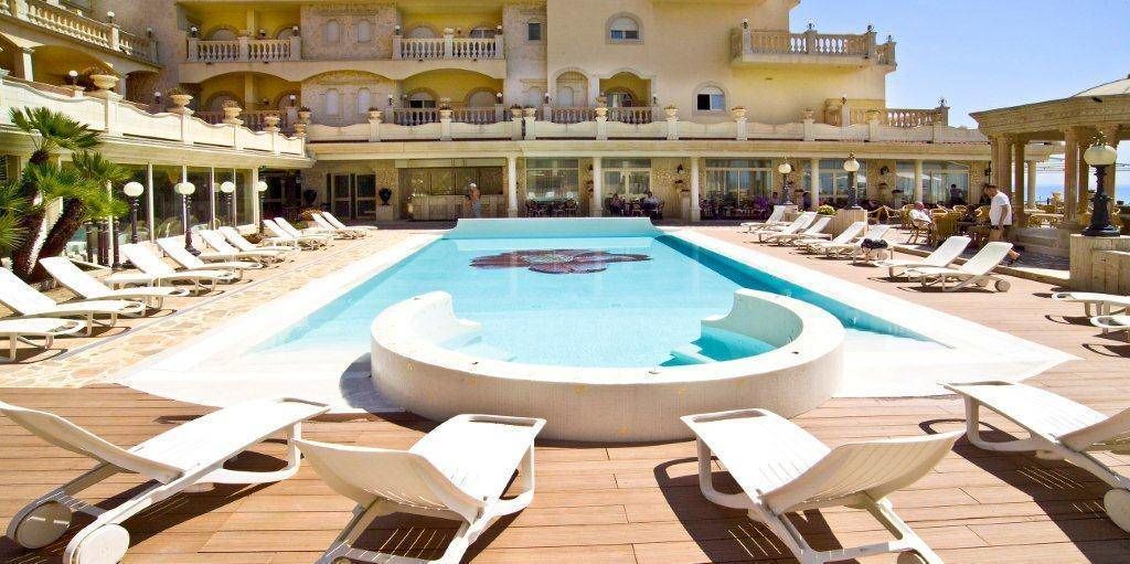 Hellenia Hotel
