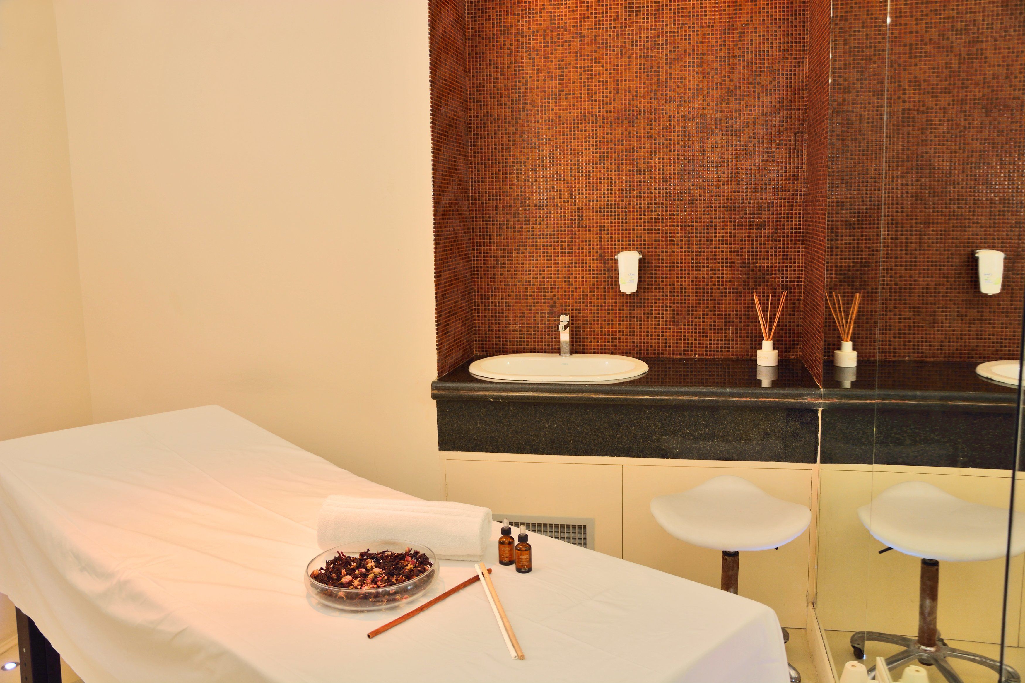 Hellenia Hotel