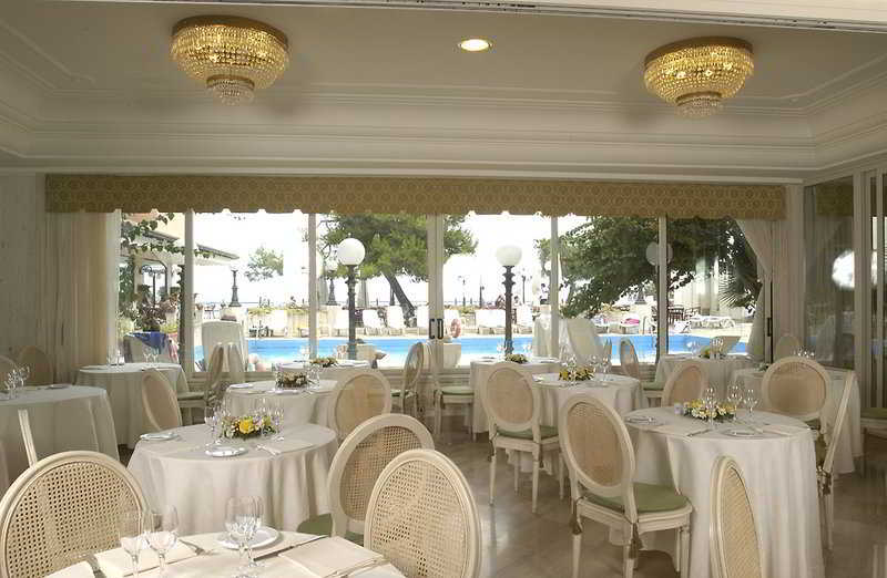 Hellenia Hotel