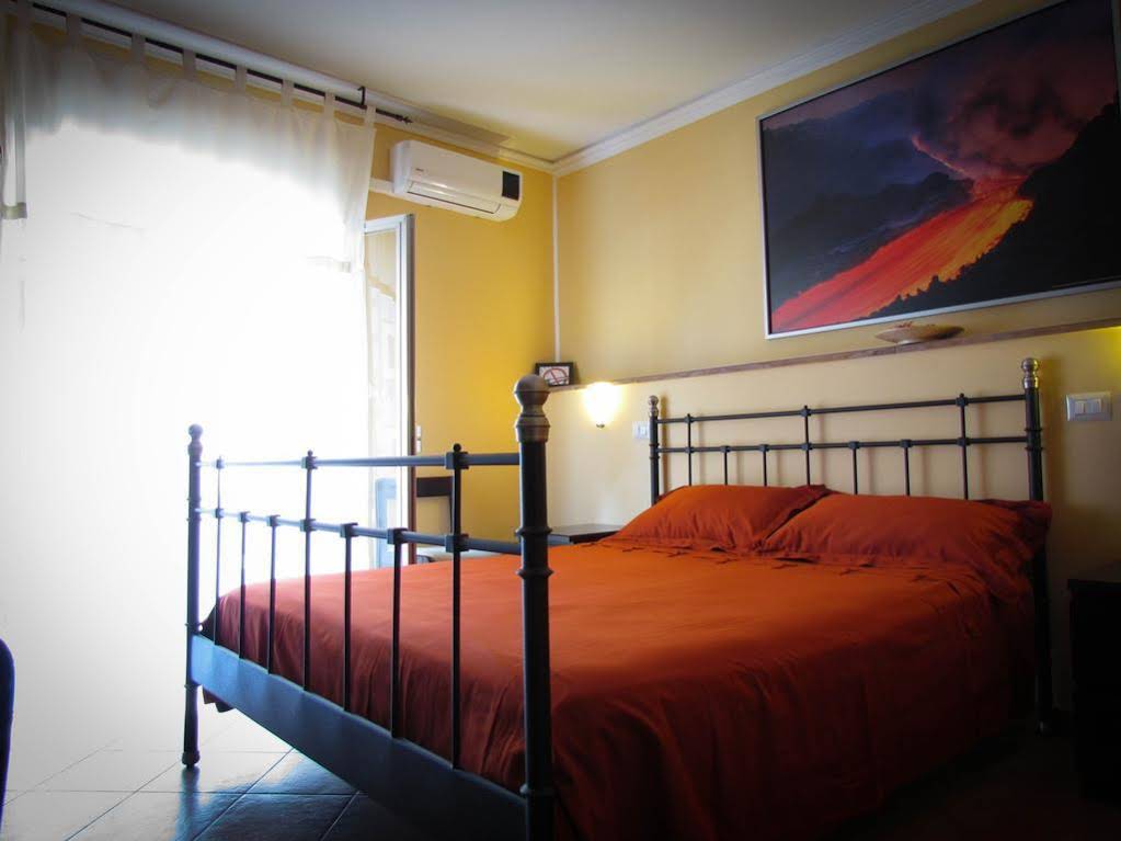 Tano's Bed & Breakfast