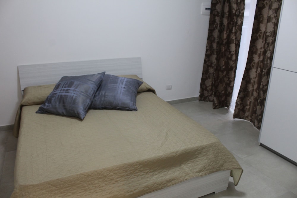 Vista Mare Apartments