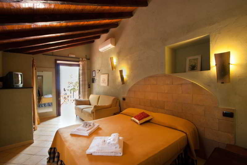 Hotel Borgo Alto