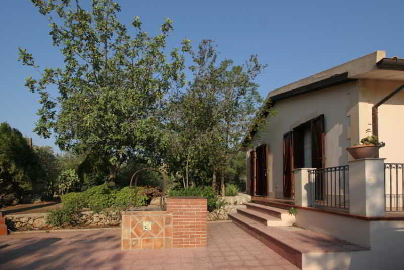 Hotel Borgo Alto