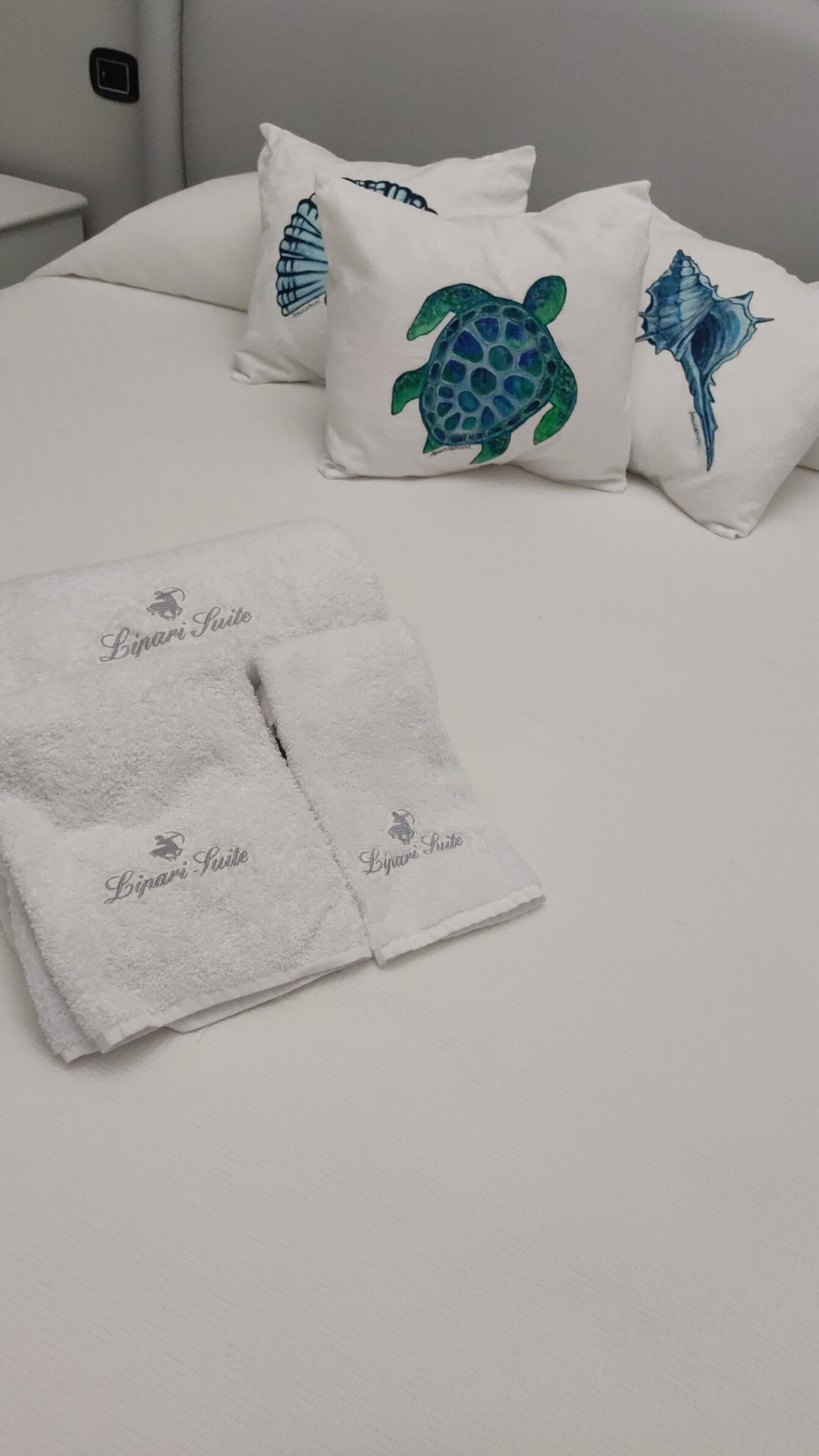 Lipari Suite