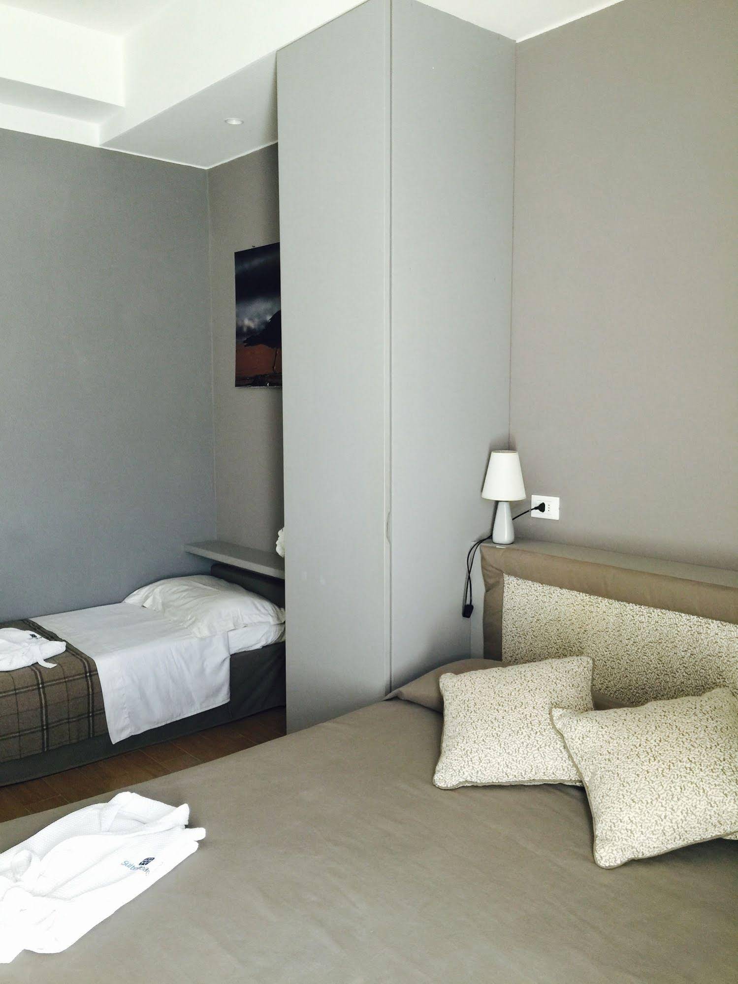 Suite Beach B&B and Club