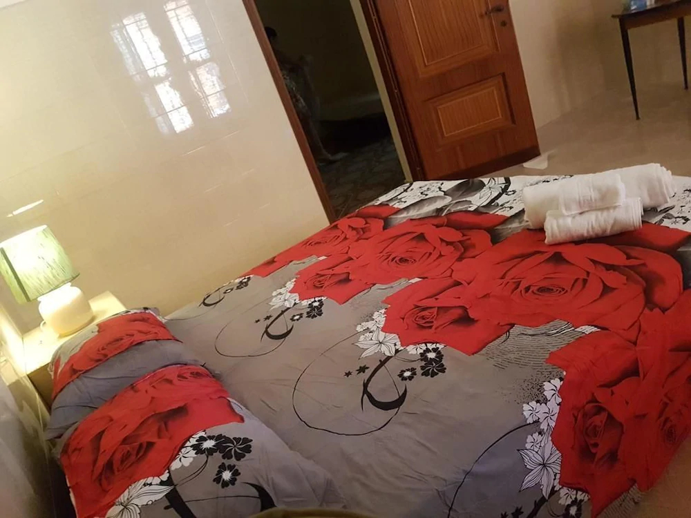 Là Zí Nardina