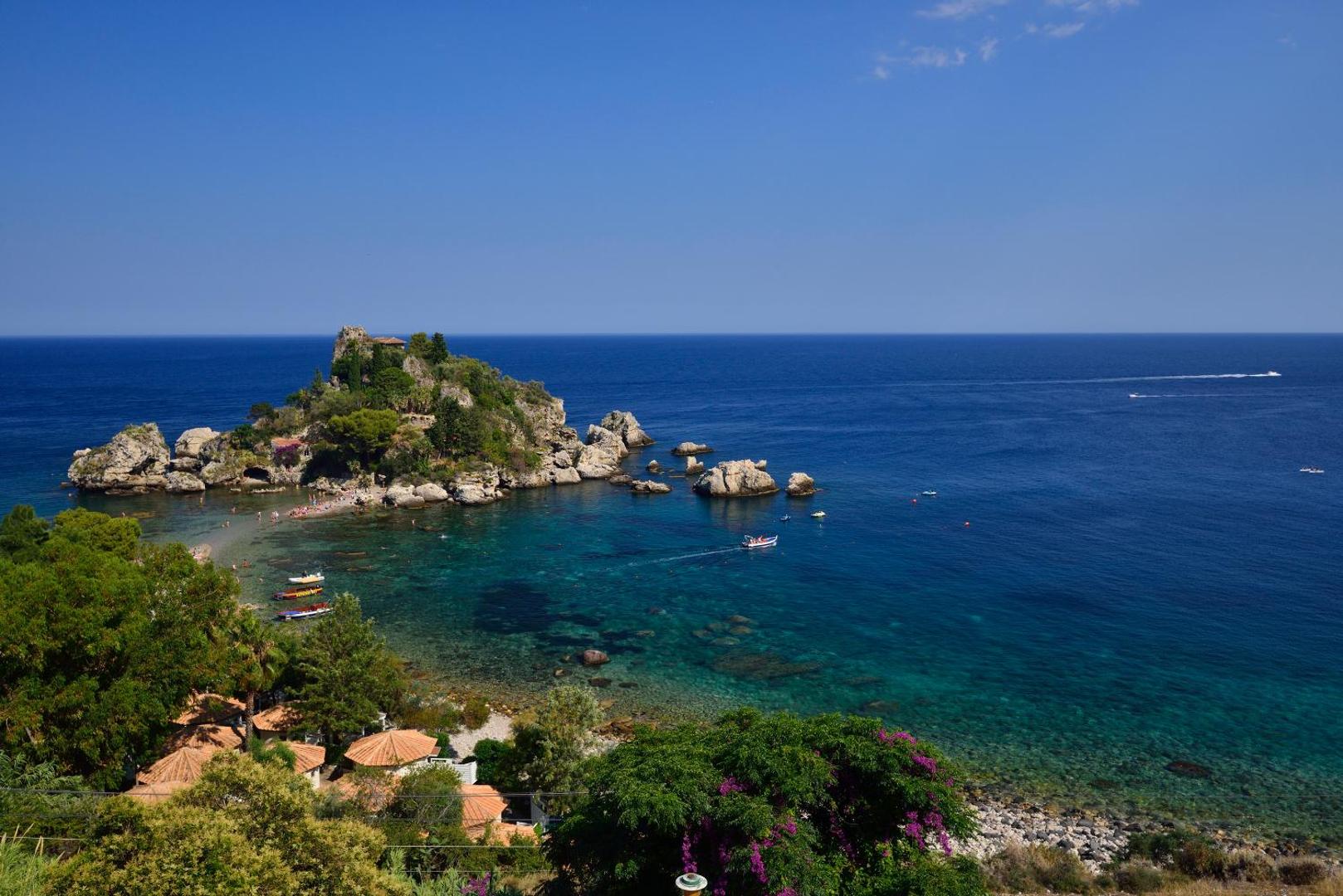 La Plage Resort