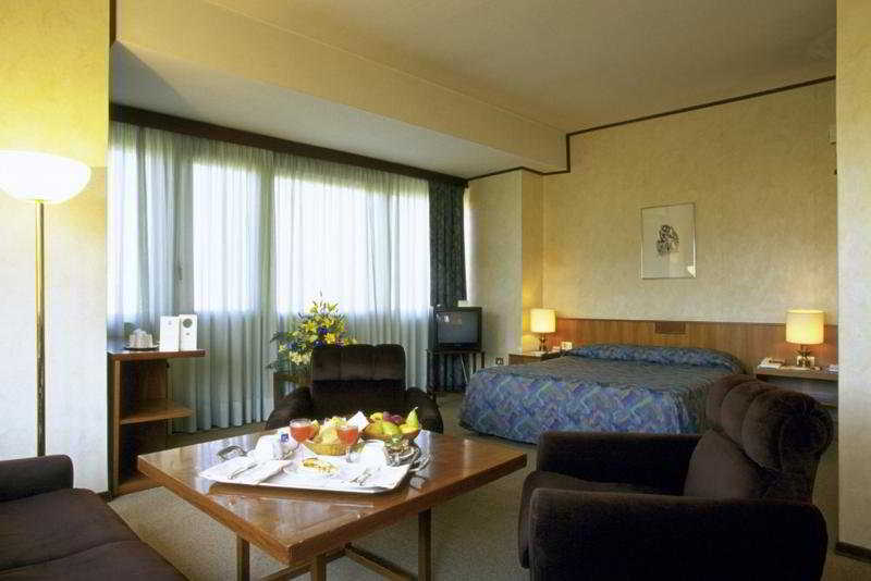 Royal Palace Hotel