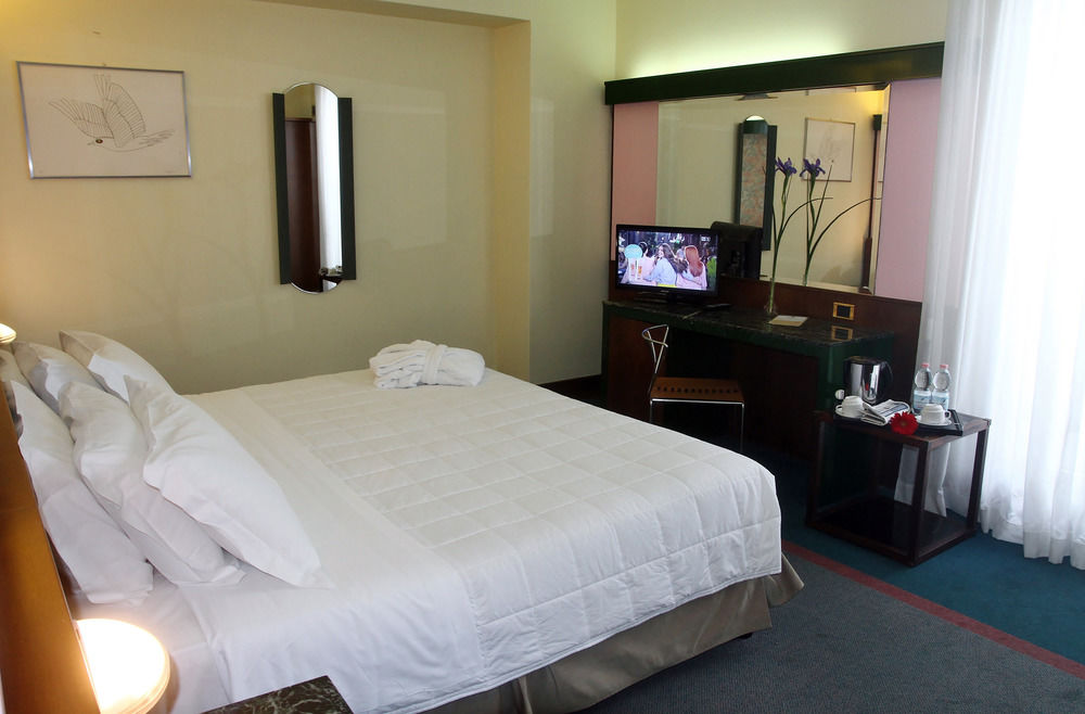 Royal Palace Hotel