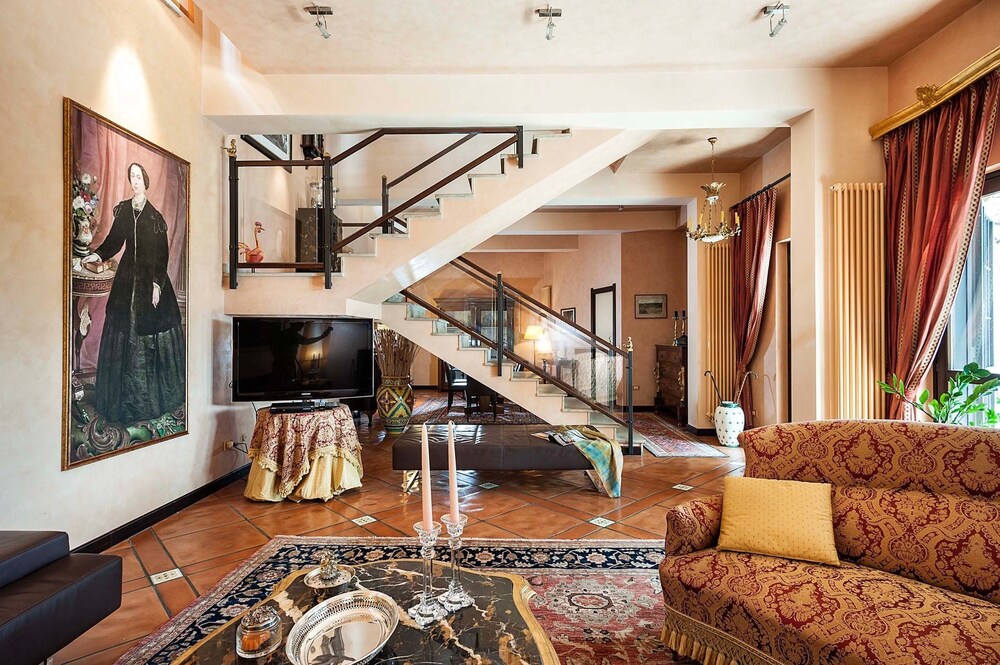 Villa Ghadir