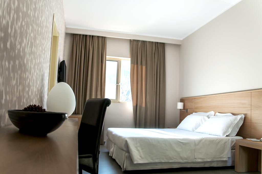 Ferro Hotel