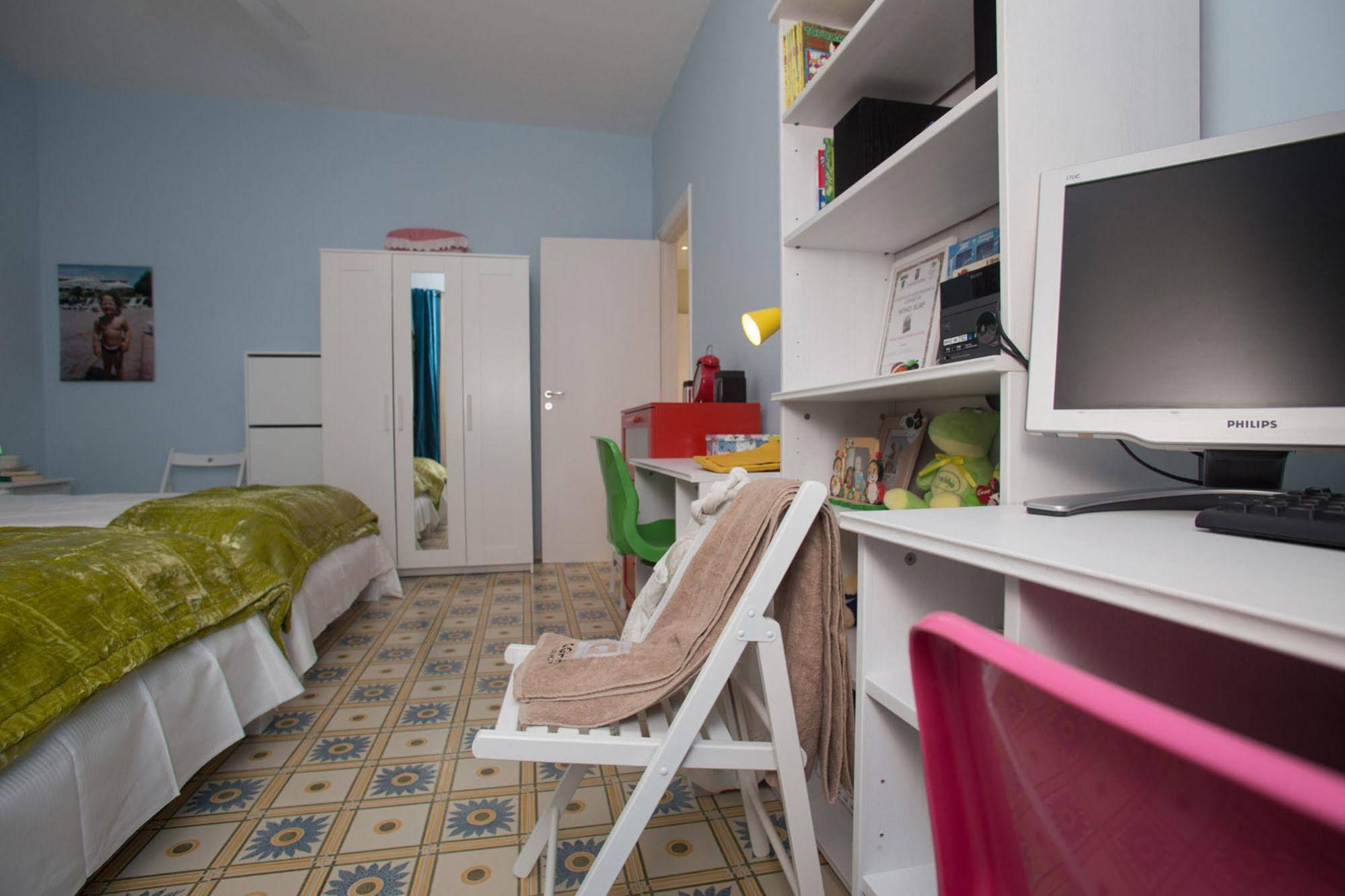 GGHH House Hotel