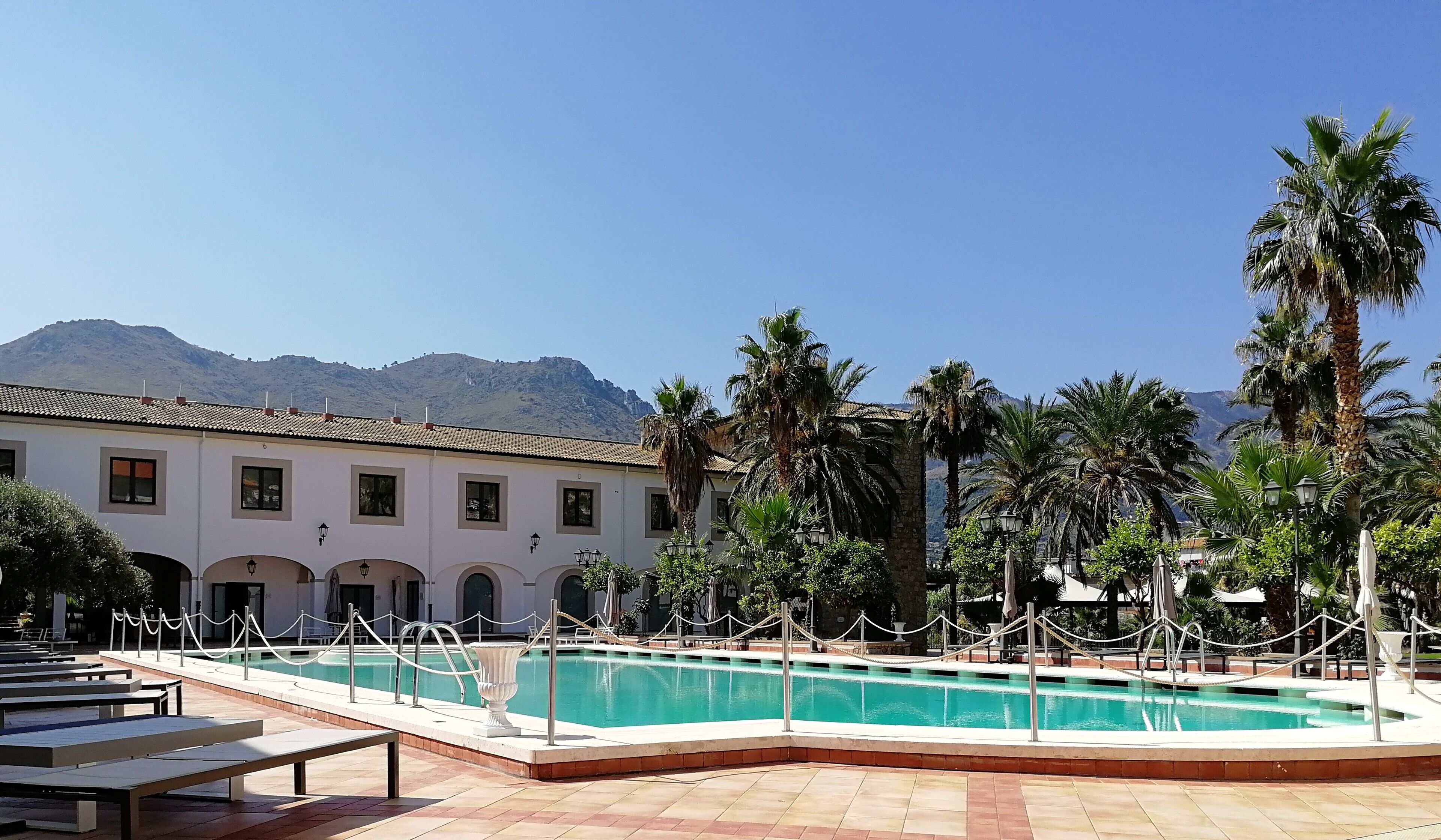 Al Balhara Resort