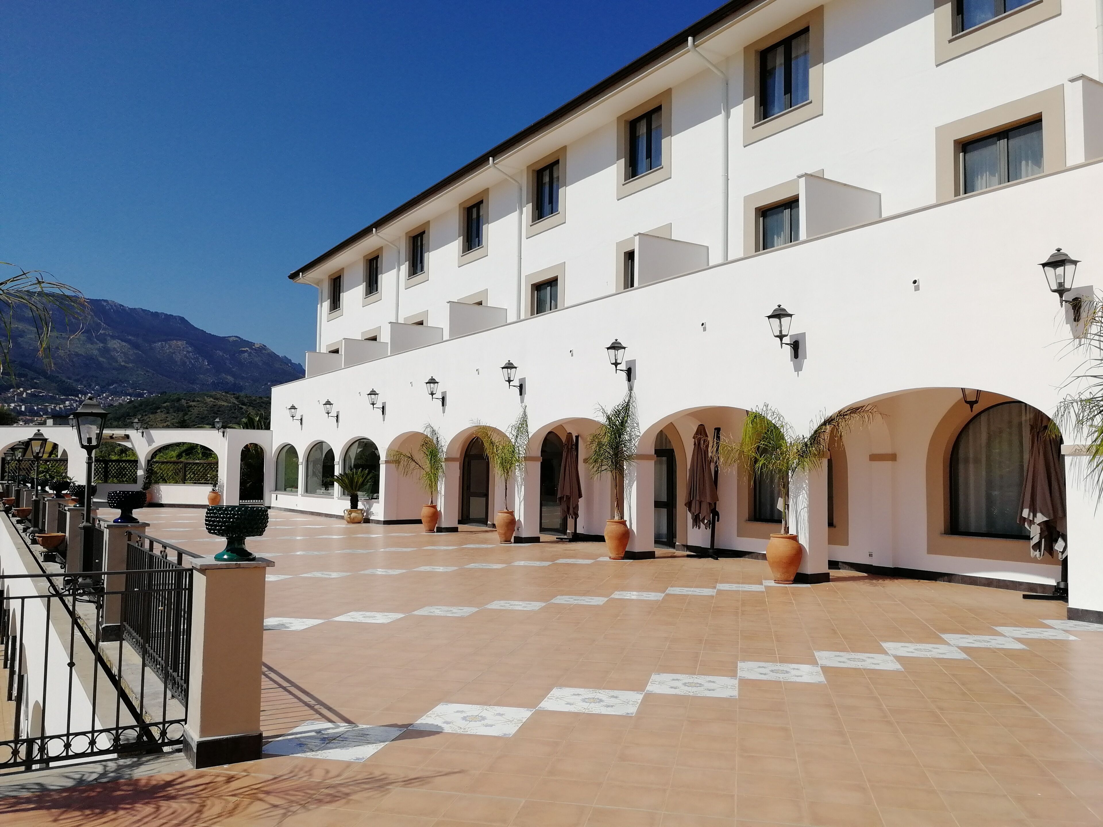 Al Balhara Resort