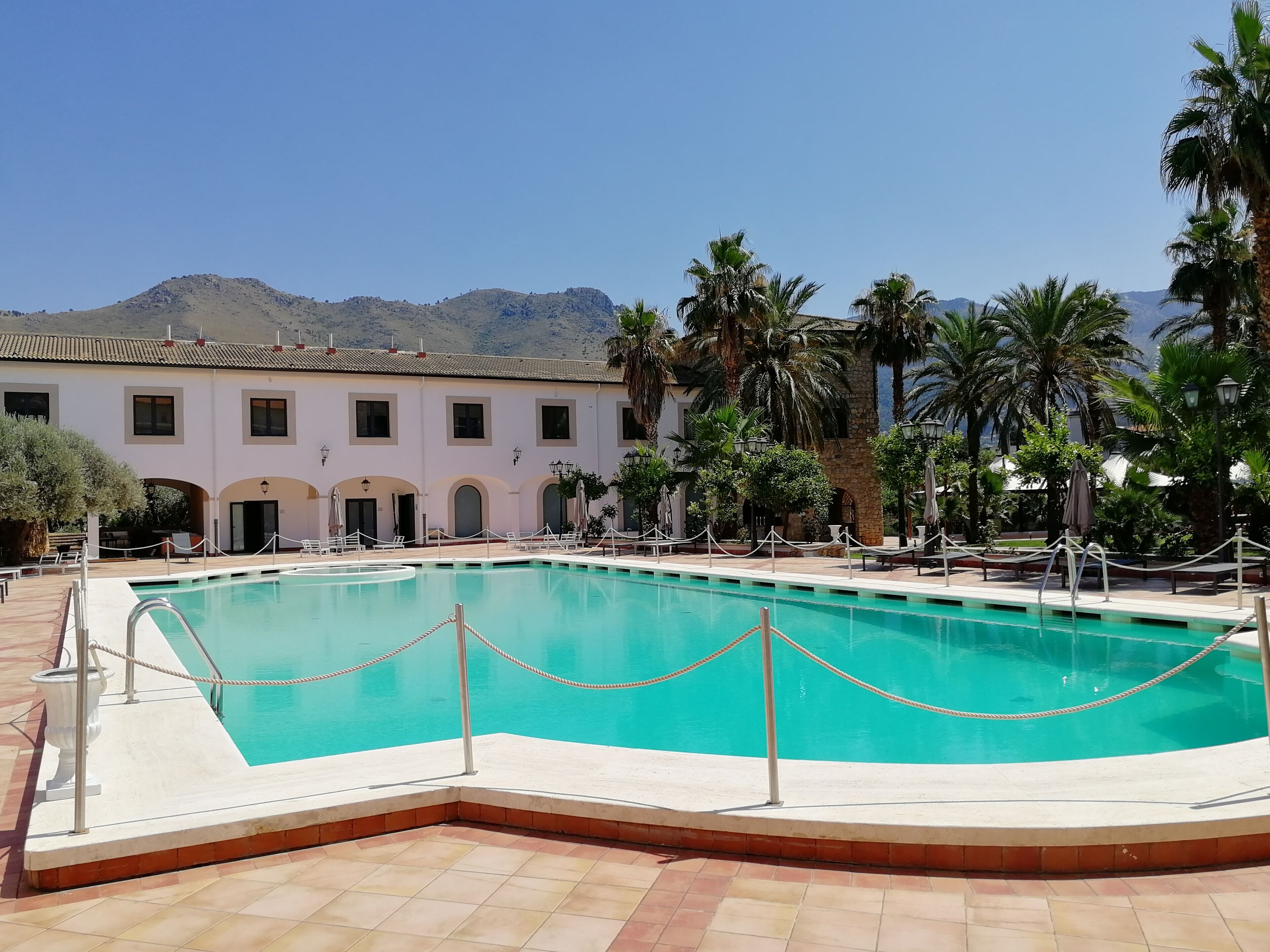 Al Balhara Resort