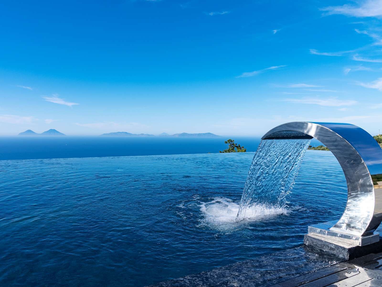 Maina Country Resort