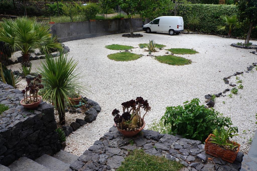 B&B Rosso Vulcano