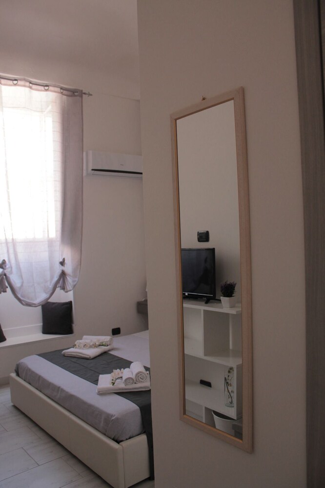 Crifea Rooms