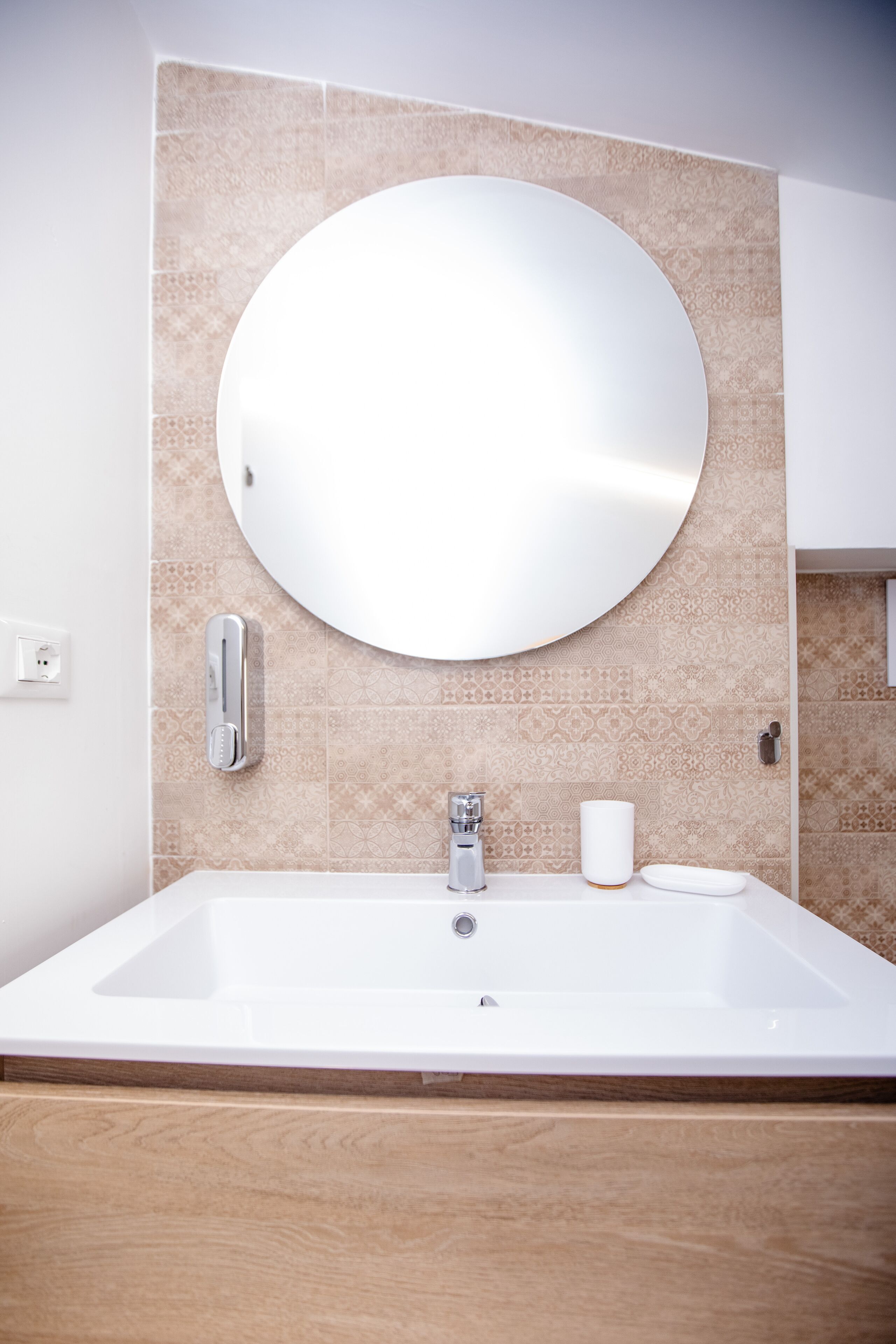 IzzHome Bella Vita Superior Room