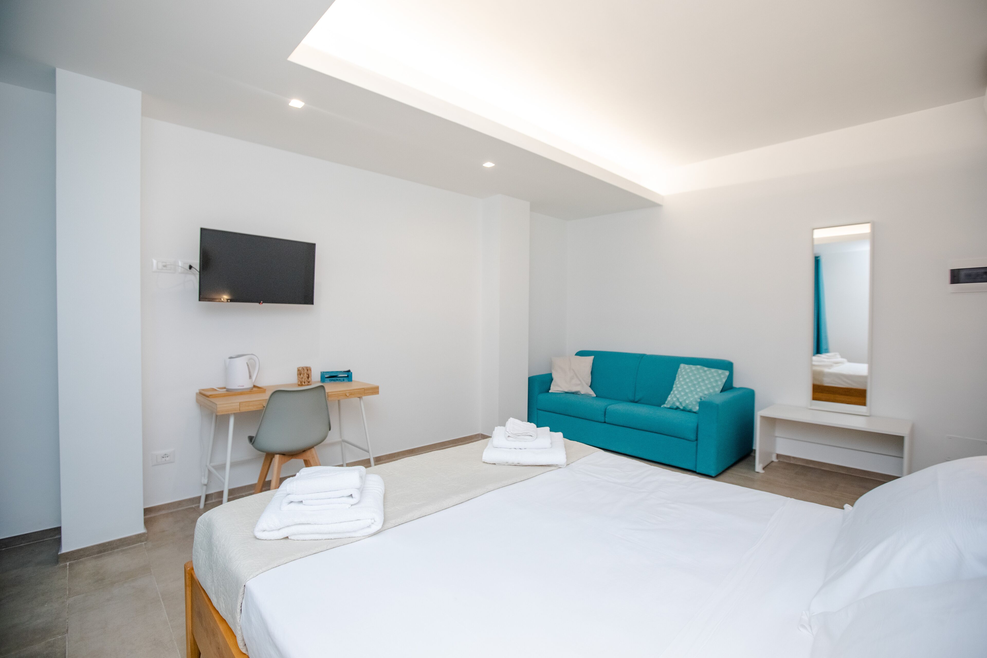IzzHome Bella Vita Superior Room