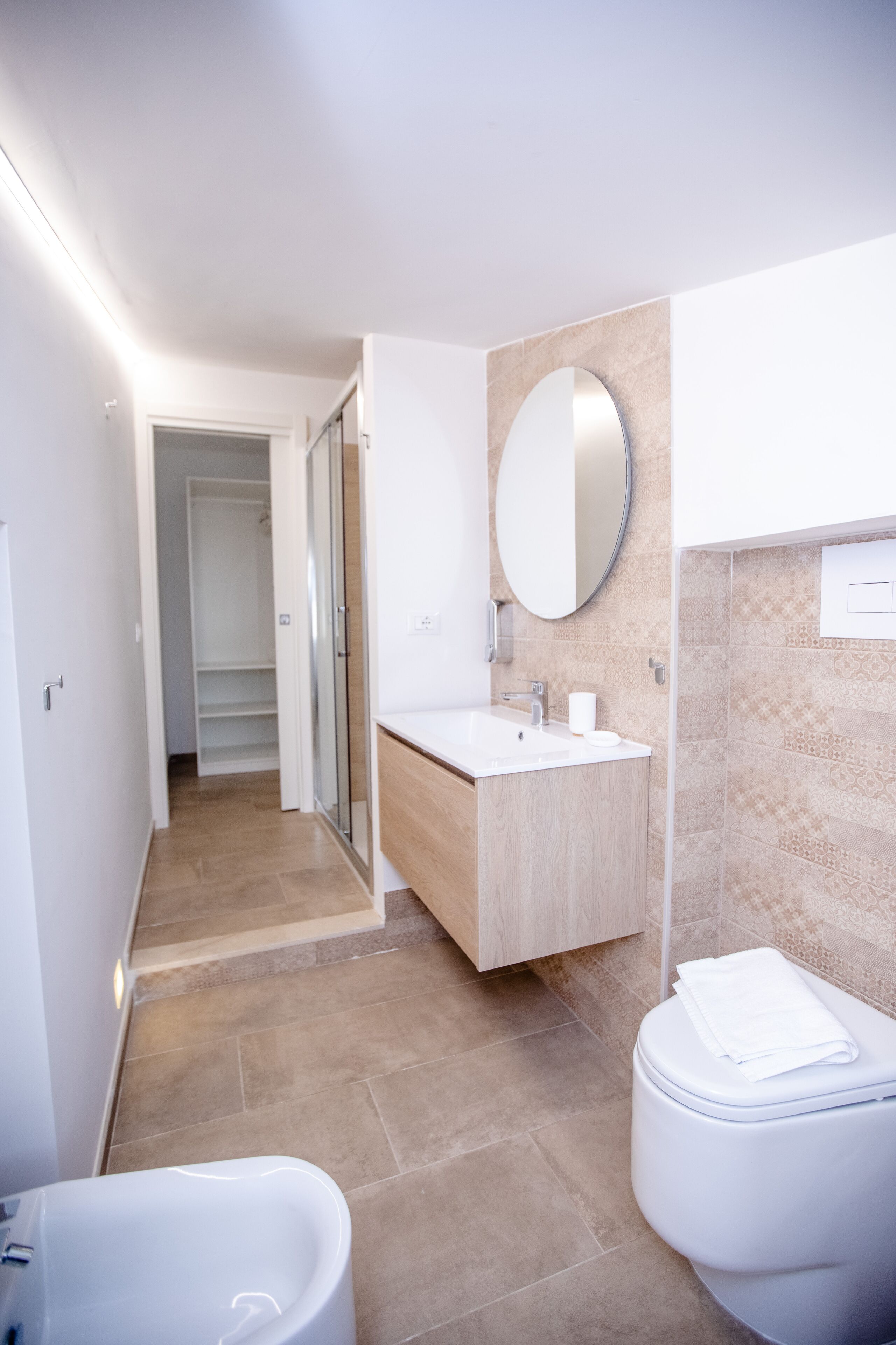 IzzHome Bella Vita Superior Room