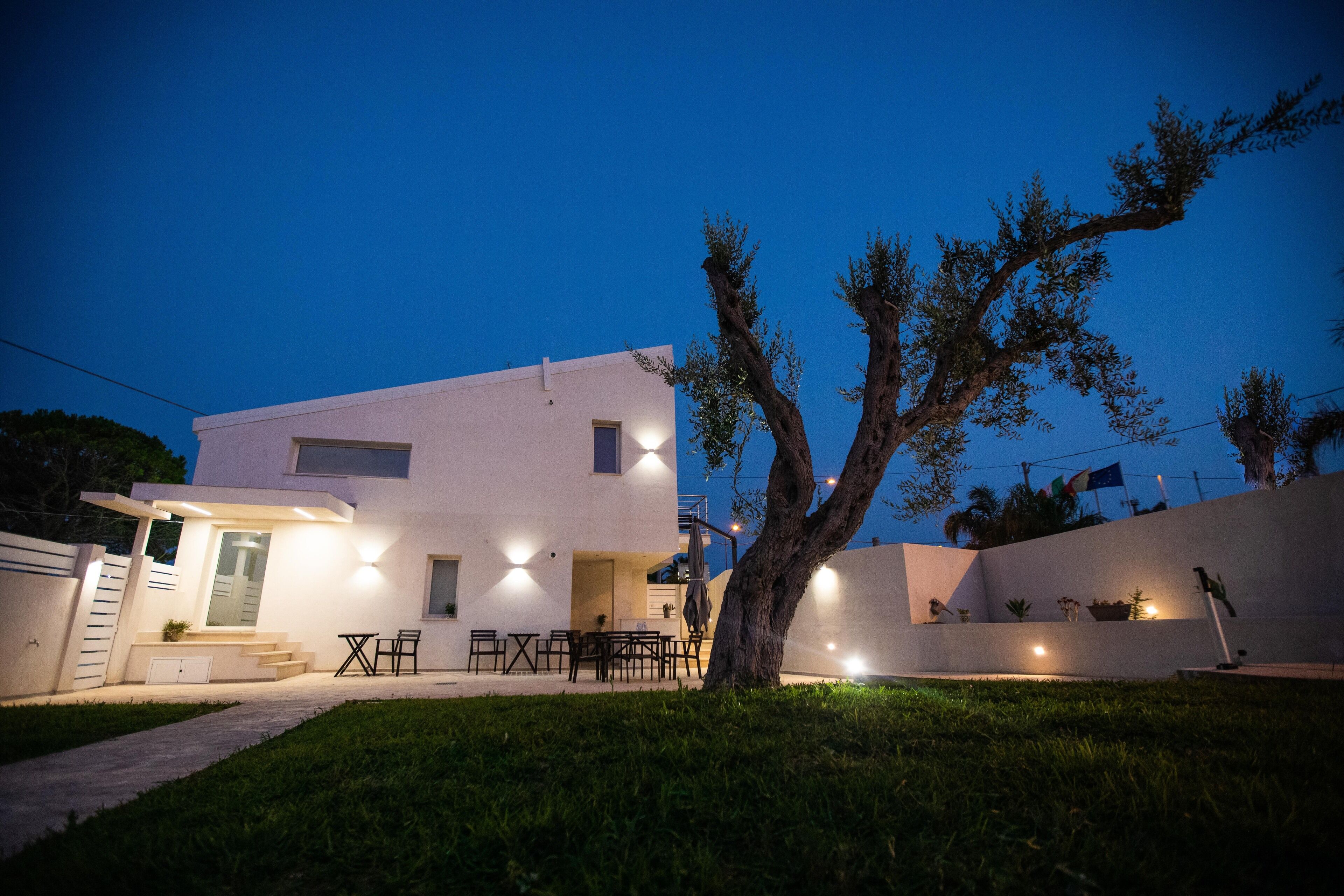 IzzHome Bella Vita Superior Room
