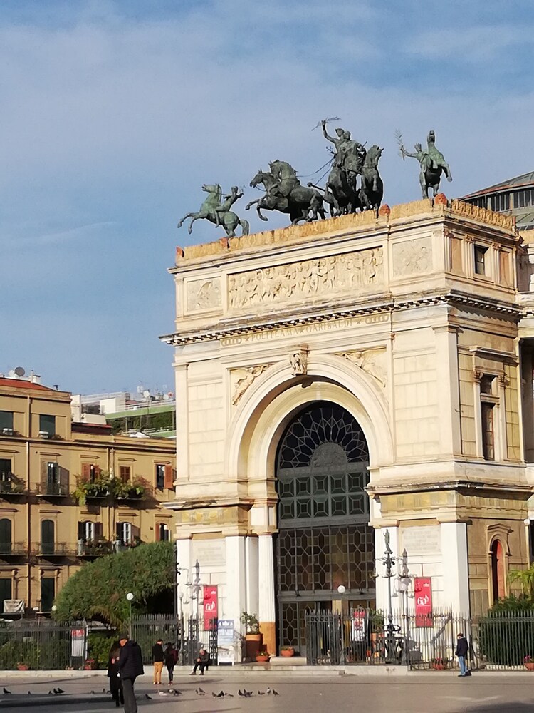 120 Rodionoff B&B Palermo