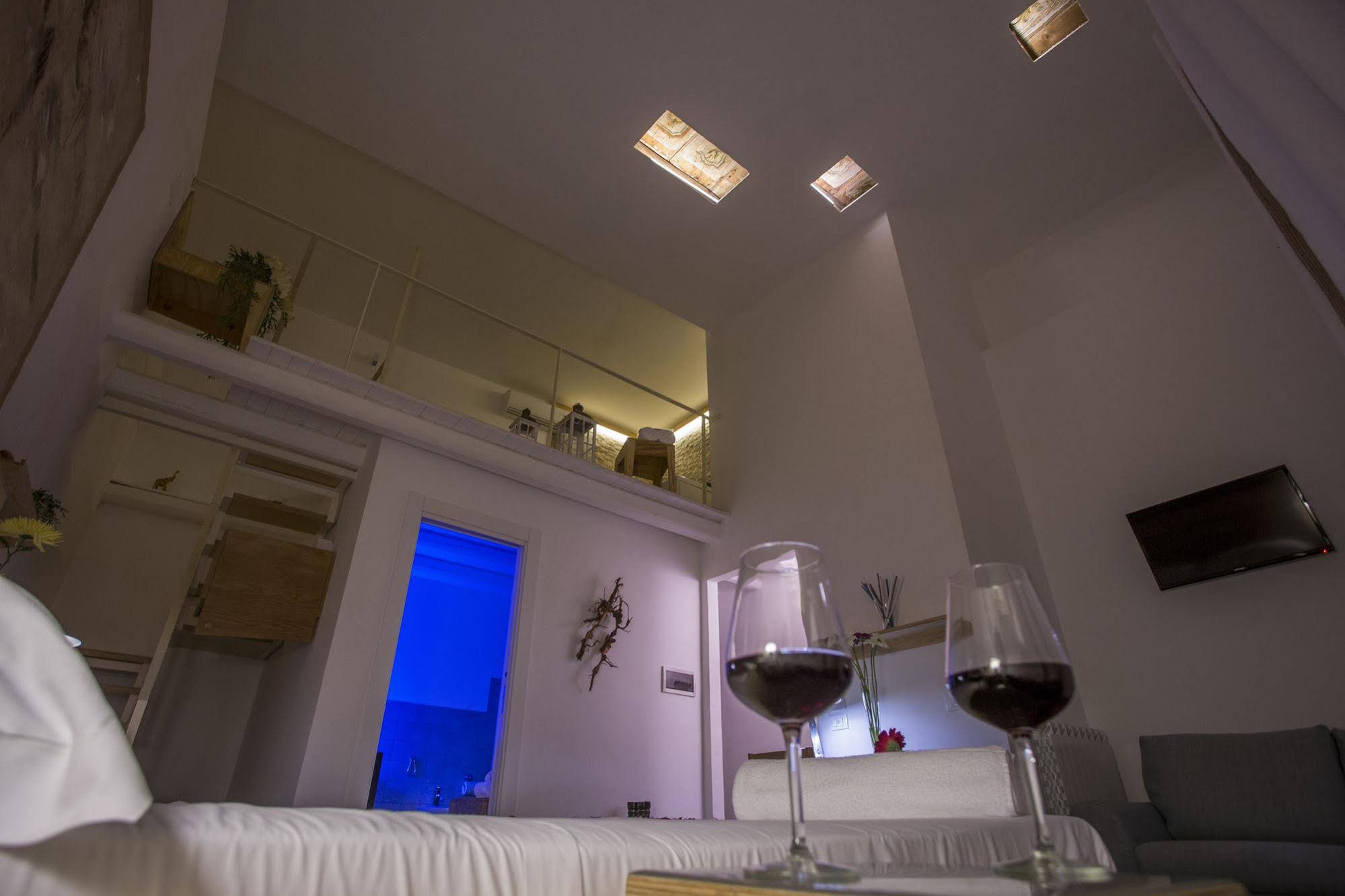 Aquarooms