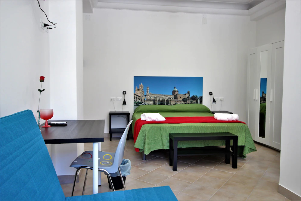 B&B Into Palermo