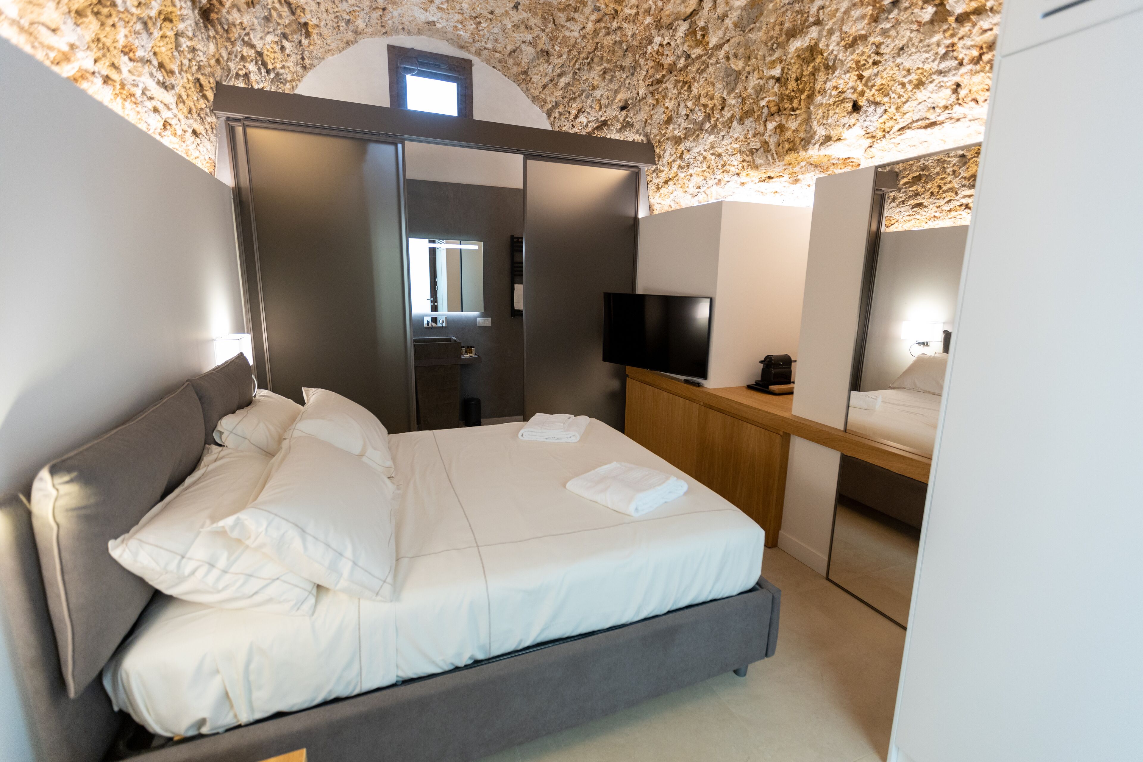 Bastione Spasimo Boutique Hotel