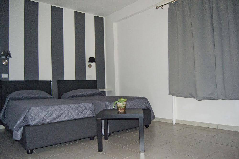 B&B Panormos