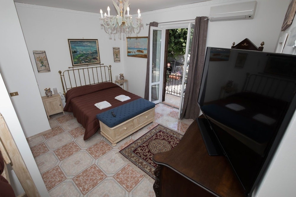 Cannatella's Mansion