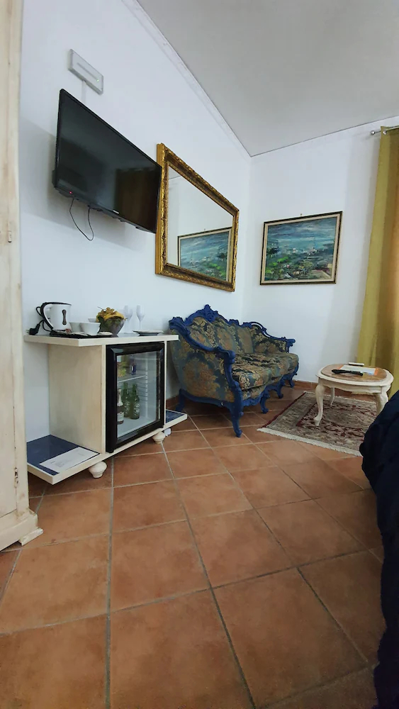 Cannatella's Mansion
